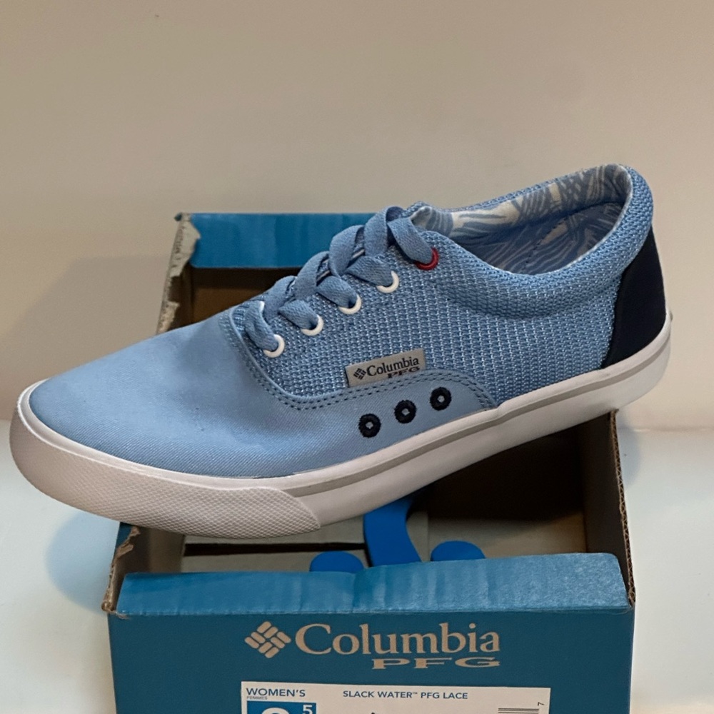 Columbia Women's Light Blue Lace-Up Sneakers - Picture 3 of 9